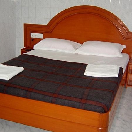 French Guest House Puducherry Buitenkant foto