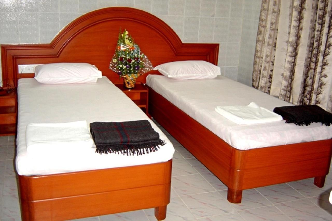 French Guest House Puducherry Buitenkant foto